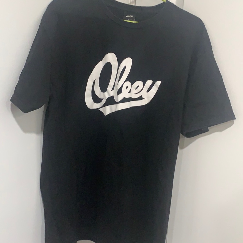 Obey T shirt - Picture 1 of 2